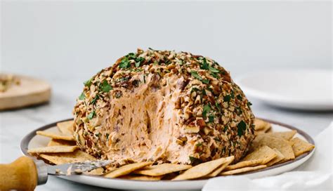 Recipe- Highly Addictive Smoked Salmon Cheese Ball - lifeberrys.com