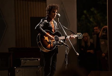 REVIEW: ‘A Complete Unknown’