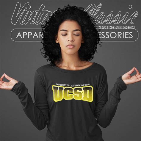 University Of California San Diego UCSD Shirt - Vintagenclassic Tee
