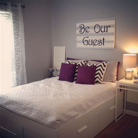 Bedroom Decorating Ideas For Guest Room at Christy Calvin blog