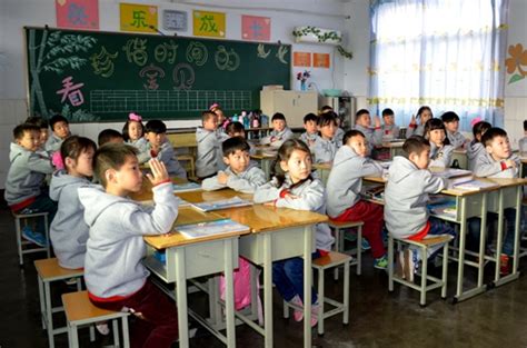 外地生想在郑州上初中，能上哪些学校？要做什么准备？_家长
