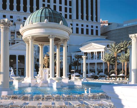 Caesars Palace Pools Review, Las Vegas – All You Need To Know About The ...
