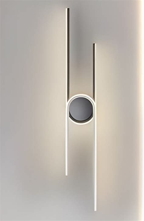 U Spark Wall Light