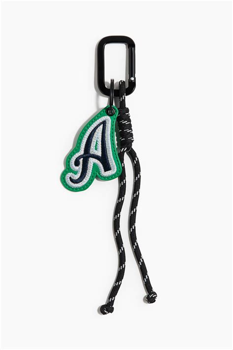 Men’s Green Bag charm | H&M IN