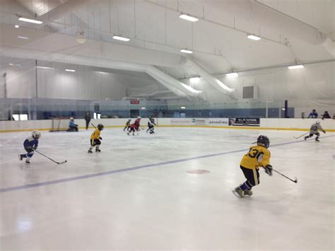 Pasadena Ice Skating Center - Ice Skating Rinks in Pasadena CA