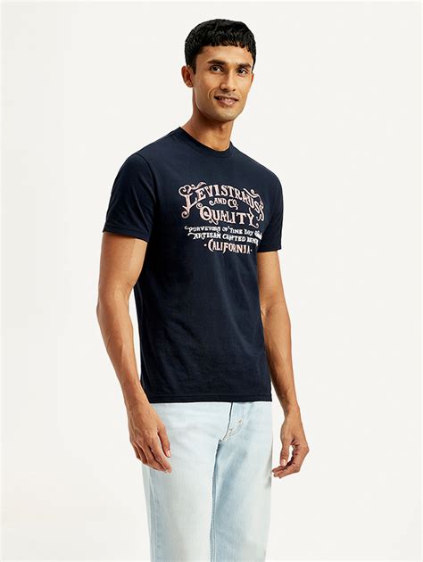 Men's Graphic Slim Fit T-Shirt – Levis India Store
