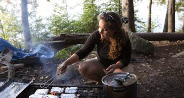 4 Days 3 Nights Banff Ave Holiday Package | vancouver, banff ave, banff ...