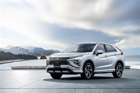 2021 Mitsubishi Eclipse Cross PHEV unveiled with 57km pure electric ...