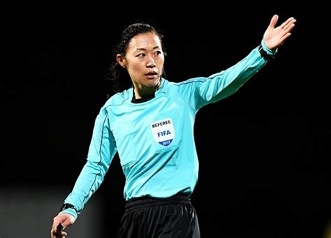 世界杯：日本女裁判山下良美将担任世界杯主裁，成赛事历史第一批女裁判 -蜂鸟竞技APP