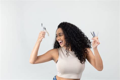 How to Remove Ingrown Hair Safely: A Comprehensive Guide – Nghia ...