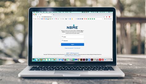 General Surgery Board Review: 4 Best Resources for the Qualifying Exam