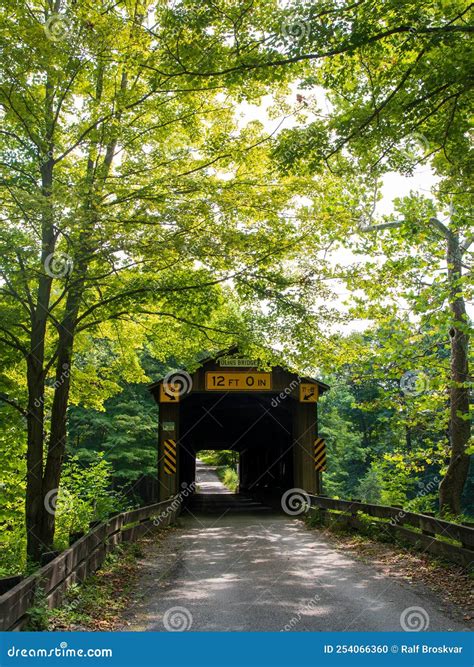 Olin S Covered Bridge in Ashtabula County, Ohio Stock Photo - Image of ...