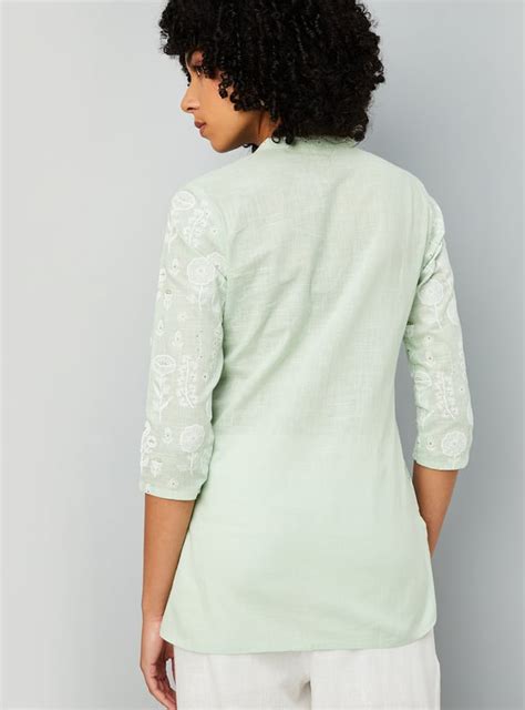 Buy Women Floral Embroidered Kurti Online at just Rs. 499.0 ...