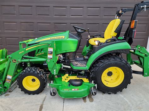 John Deere 2025R Package Special 的图像结果