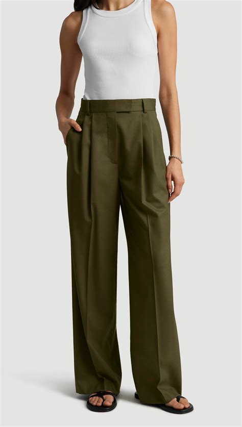 Pleated Trouser in Seasonless Wool | Women's Pants | Argent