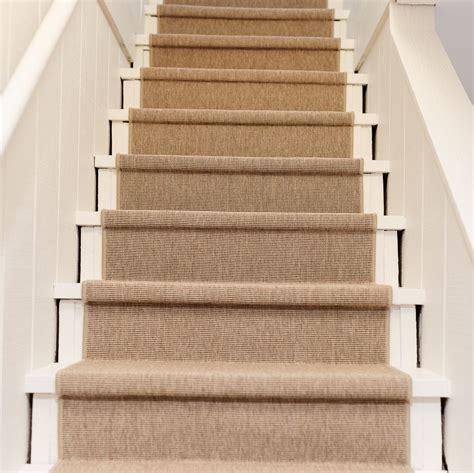 How To Carpet Stairs With A Runner | Homeminimalisite.com