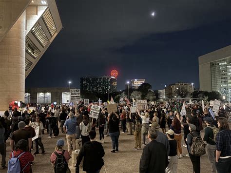 Dallas ICE Protesters Gather in Honor of Renee Good