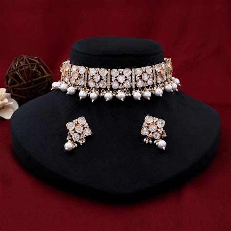 Online Necklaces। Earrings। Artificial Jewellery for Women in India