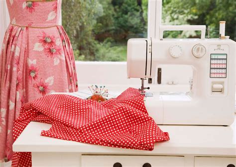 Máquinas de coser en inglés - inglés para la moda · Inglés Profesional