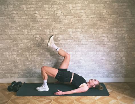 Glute Bridge Single And Double Leg Elevated Glute Bridge With Booty