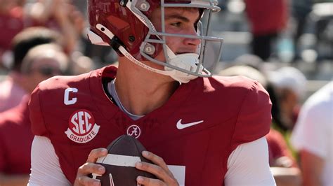 Alabama football QB Ty Simpson stats vs Wisconsin