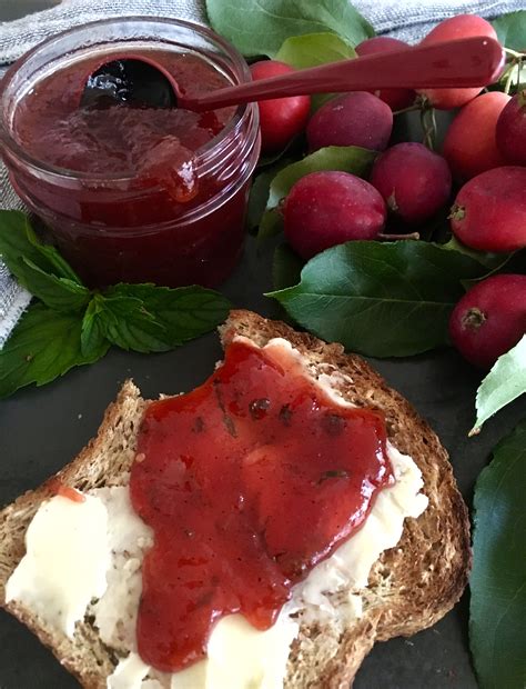 Crab Apple Jam Recipe: Very Fruity and Delicious