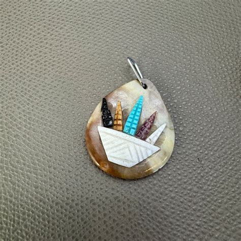 ZUNI（ズニ）族 アーティスト Carl Etsate作 コーンバスケットトップ シルバー ホピ ナバホ インディアン ネックレス ...