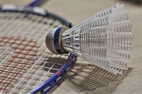 Badminton Racket Wallpaper 的图像结果