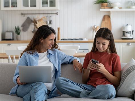 Keeping Our Children Safe In The Digital World - Sticky Mud & Belly Laughs