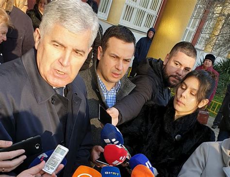 DRAGO BOJIĆ: Hrvati u BiH nikako da se oslobode „mentaliteta autobusa ...