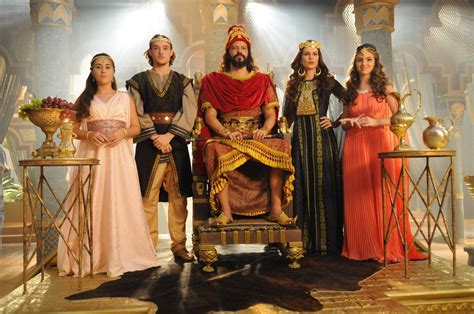 11 ideas de ÉL RICO Y LÁZARO | vestidos de boda celta, moisés y los ...