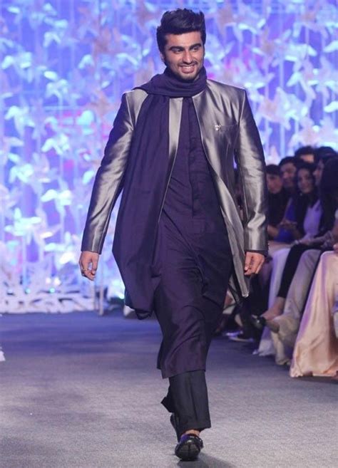 6 Stylish Men Of Bollywood This Week