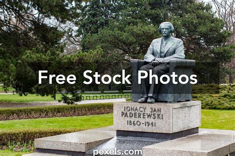 Free Pictures of a Politician 的图像结果