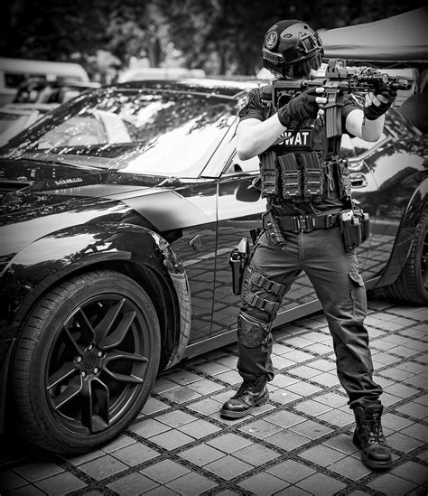 Gun In Mouth Photos, Download The BEST Free Gun In Mouth Stock Photos ...