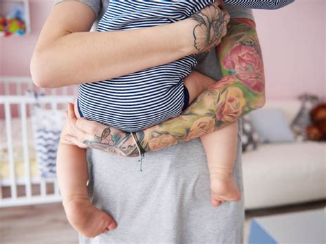 Placenta after birth: Symptoms of retained placenta | BabyCenter