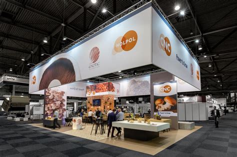 FRESH EXPO: Customer Reviews, Stands and Services