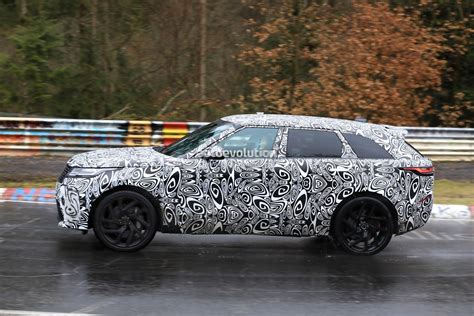 Spyshots: 2019 Range Rover Velar SVR Shows Production Face on Nurburgring - autoevolution