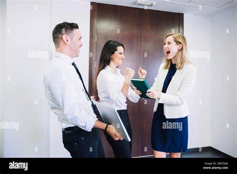 Business People Celebrating 的图像结果