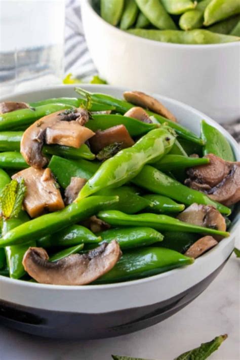 Sugar Snap Peas Recipe & Sauteed Mushrooms - Vegan in the Freezer