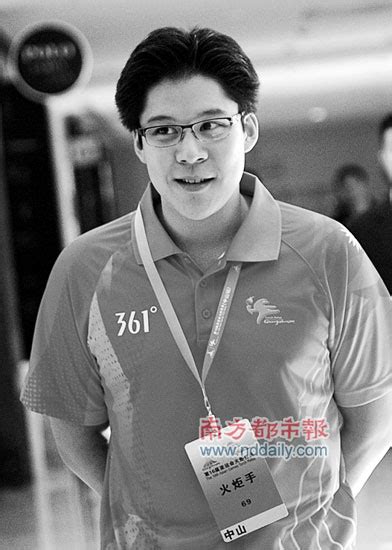 杭州亚运会志愿者帮香港选手找回丢失的手机，霍启刚发视频感谢：向你们致敬_新闻频道_中华网