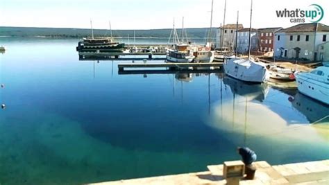 Nerezine marine, Nerezine , [ Right now, LIVE ] LiveStreaming cameras ...