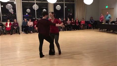 Cross-step Waltz Tutorial 的图像结果