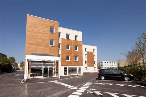 LES CLEFS DU ROY BY POPINNS (Buc) - Hotel Reviews, Photos, Rate ...