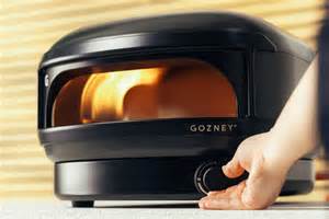 When does the IRS start accepting tax returns?