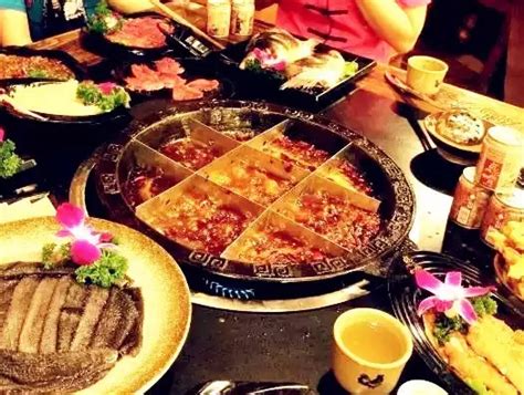 吃火锅送什么礼物最新素材