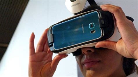 Samsung Gear VR ora supporta il formato VR nativo per il web
