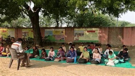Students forced to study in the field in Uniara Government Higher ...
