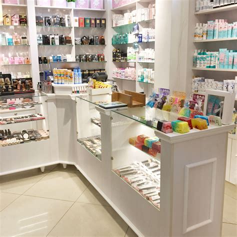 Cosmetic Shop: Explore the Best Products