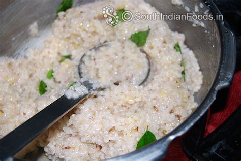 Red rice pongal | Kerala puttu arisi pongal-How to make-Stepwise pictures