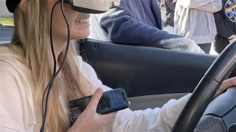 Defensive Driving Simulator 的图像结果